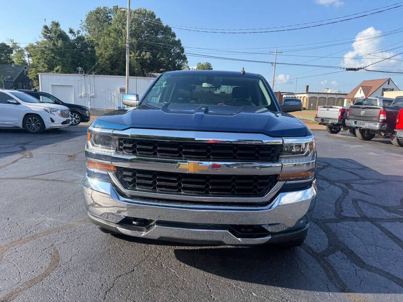 chevrolet silverado 1500 2018 3GCUKRER4JG273625 image chevrolet silverado 1500 2018 3GCUKRER4JG273625 image